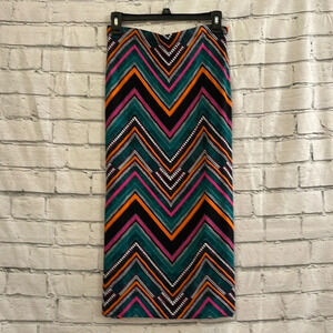 NWOT! Women’s Bisou Bisou long pencil skirt Small